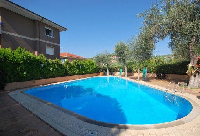 Apartament Casa Vacanze Orchidea Diano Marina Zewnętrze zdjęcie